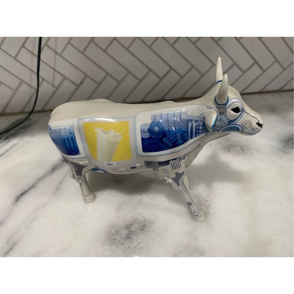 Vintage Cow Parade Imoo Ceramic Cow Figurine Retired original porcelain statue s